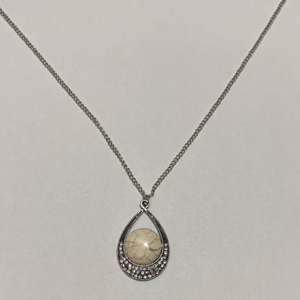 Silver crystal and stone tear drop pendant necklace - Picture 3 of 4